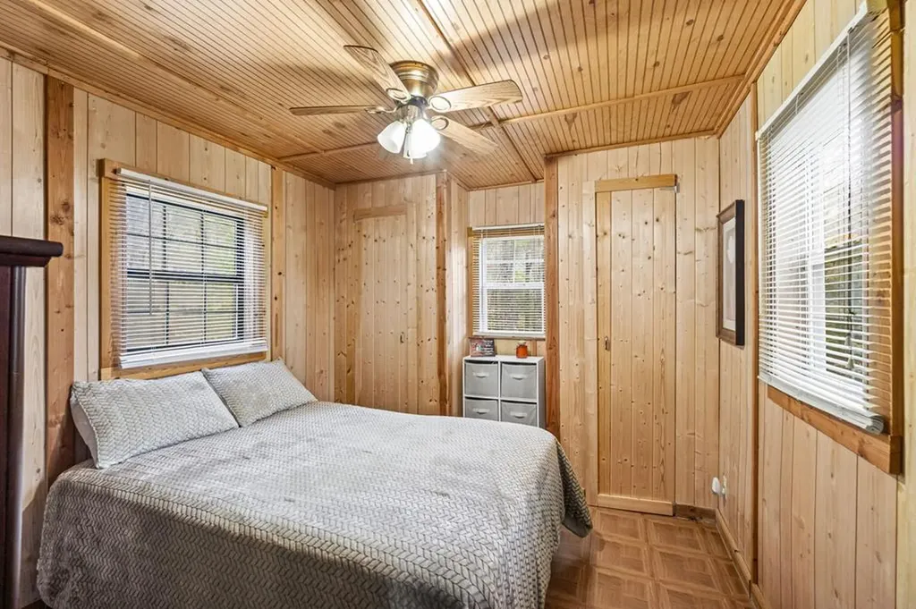 215 Roughshod Lane Hilham TN 38568