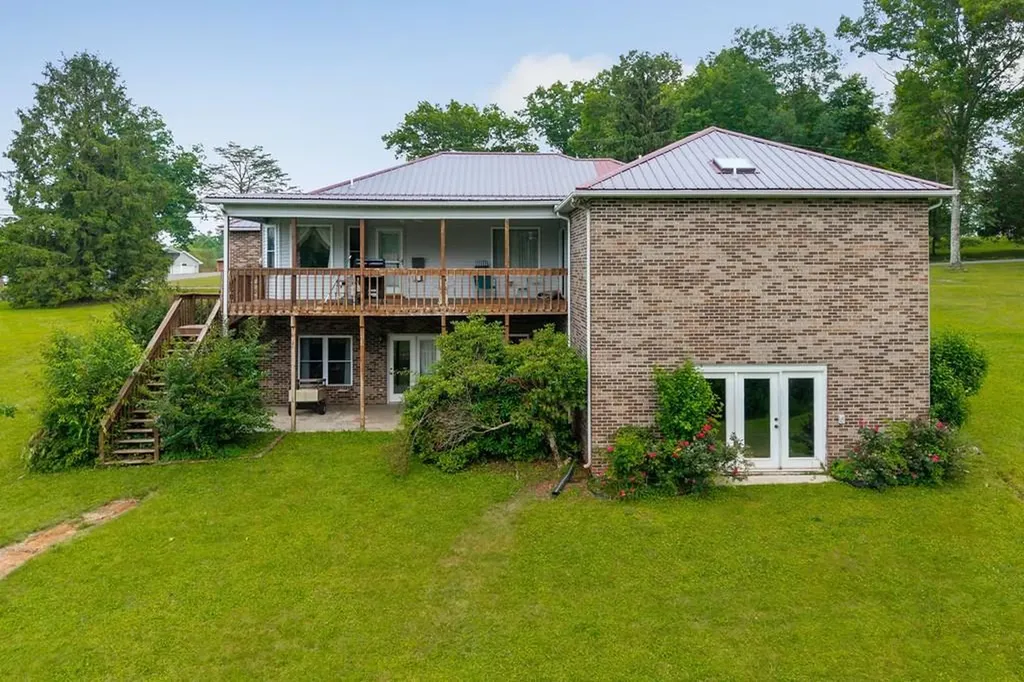 296 Idlewild Drive Sparta TN 38583