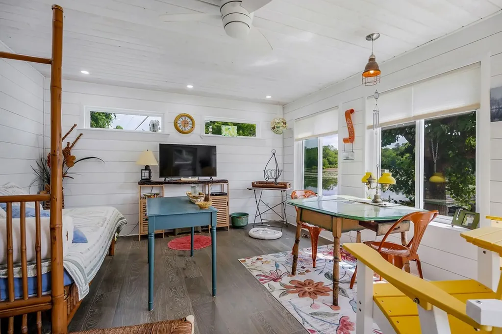 179 Holiday Lane Sparta TN 38583