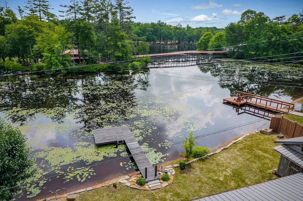 179 Holiday Lane Sparta TN 38583