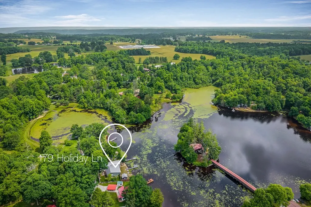 179 Holiday Lane Sparta TN 38583