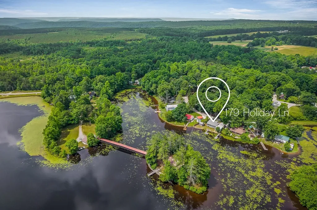 179 Holiday Lane Sparta TN 38583