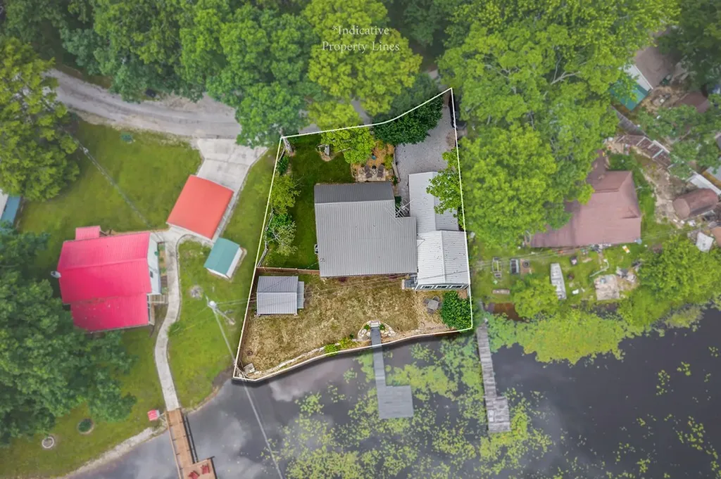 179 Holiday Lane Sparta TN 38583