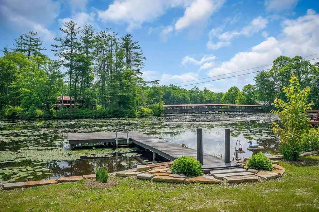 179 Holiday Lane Sparta TN 38583