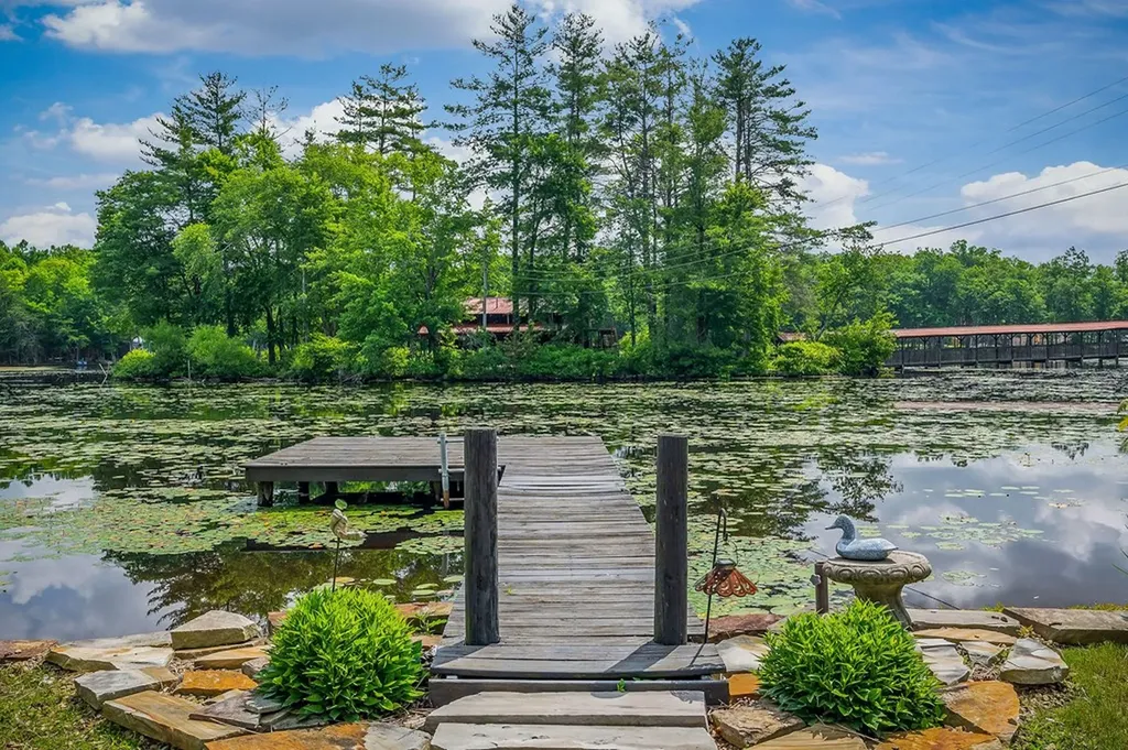 179 Holiday Lane Sparta TN 38583