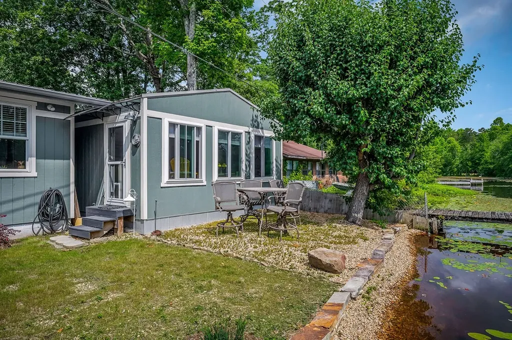 179 Holiday Lane Sparta TN 38583