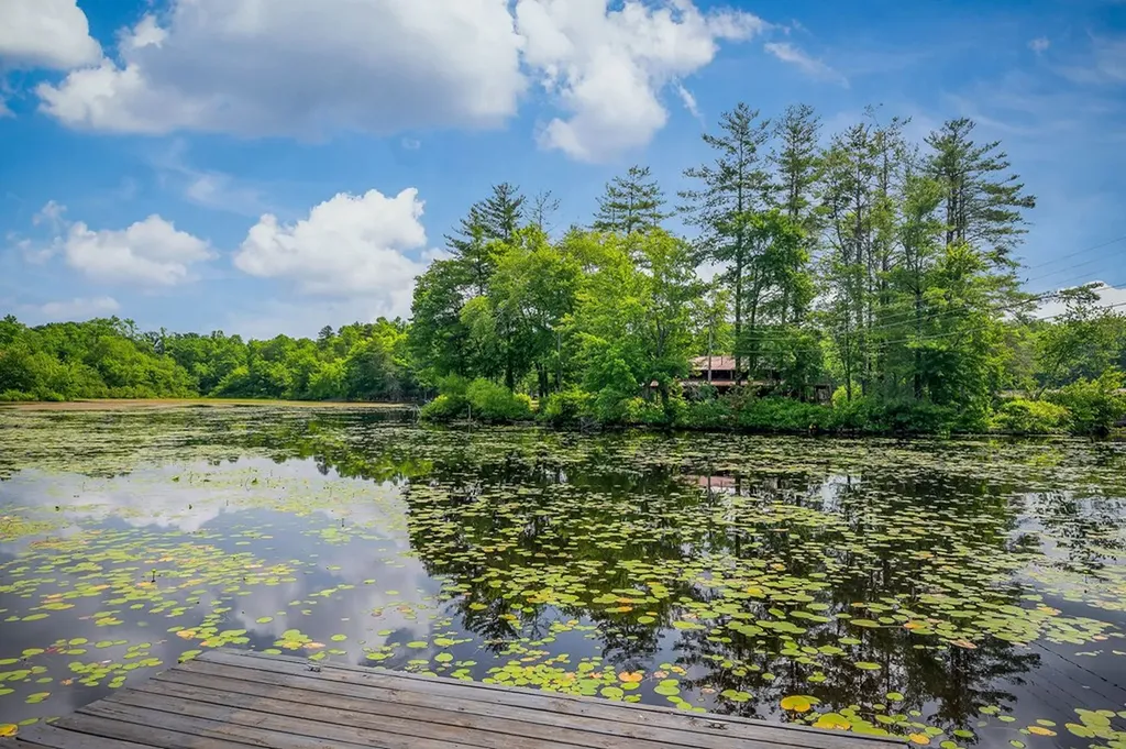 179 Holiday Lane Sparta TN 38583