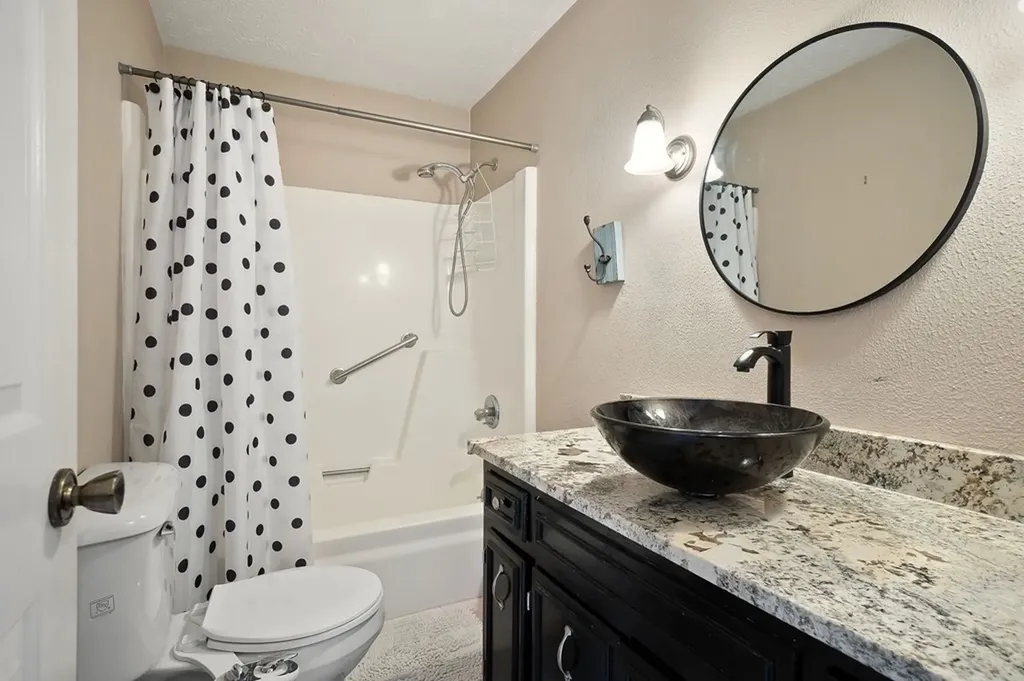 816 Peach Drive Livingston TN 38570