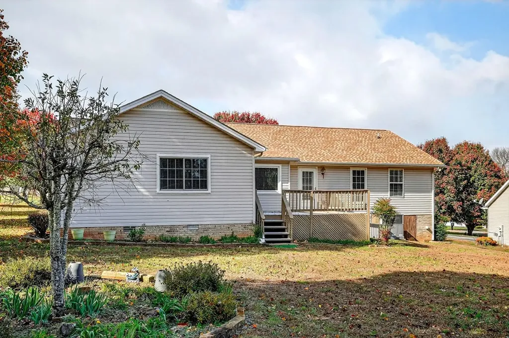 311 Poplar Point Rickman TN 38580