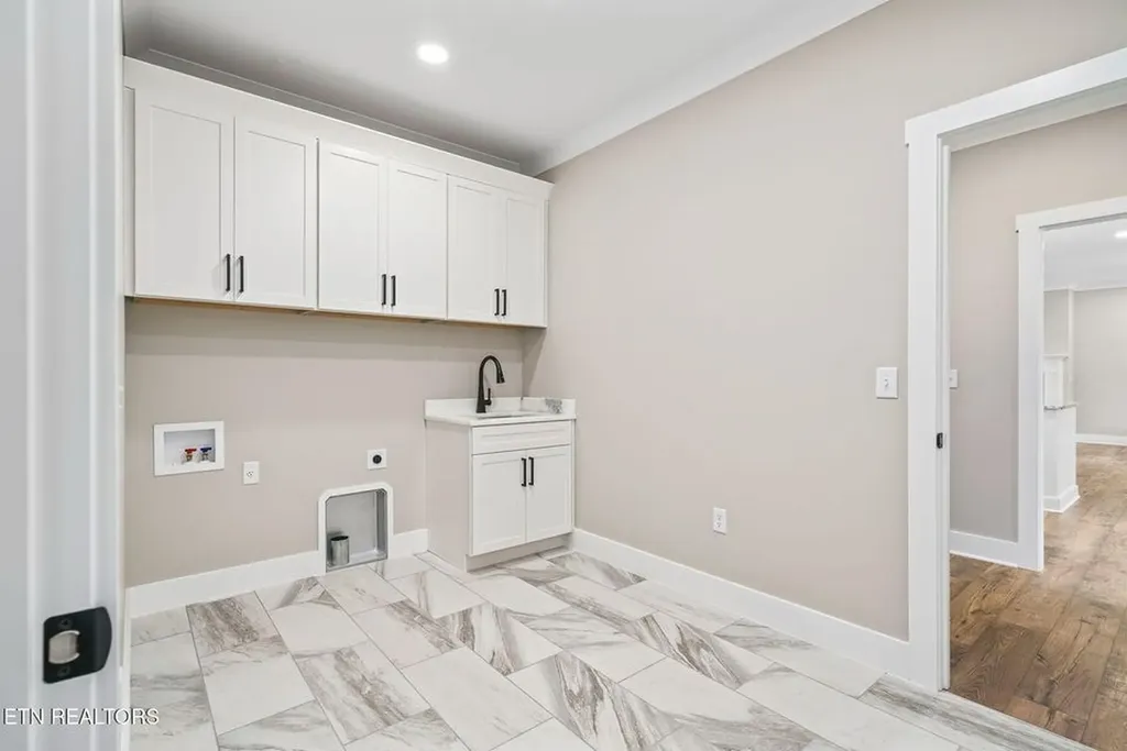 279 Catoosa Ridge Drive Crossville TN 38571