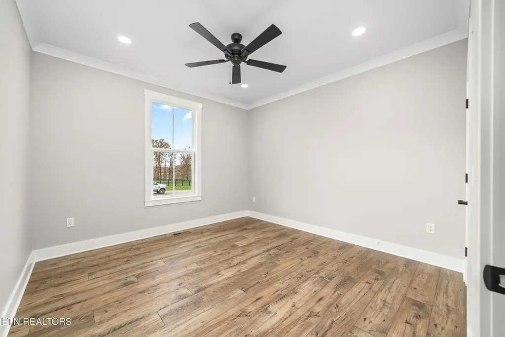 279 Catoosa Ridge Drive Crossville TN 38571