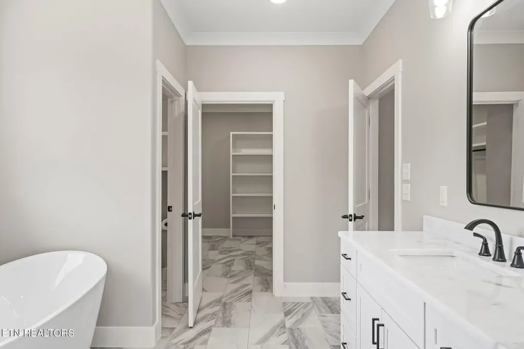 279 Catoosa Ridge Drive Crossville TN 38571