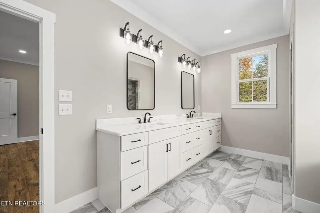 279 Catoosa Ridge Drive Crossville TN 38571