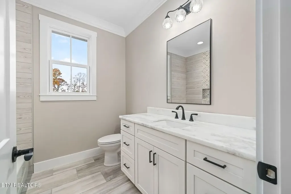 279 Catoosa Ridge Drive Crossville TN 38571