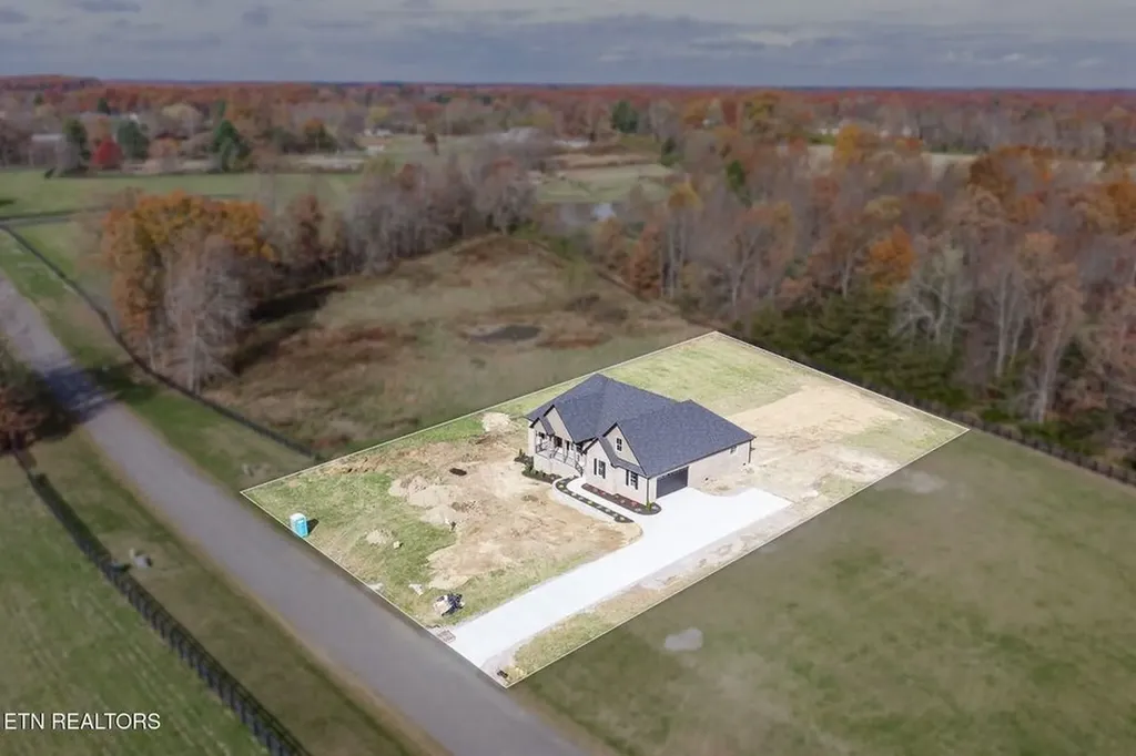 279 Catoosa Ridge Drive Crossville TN 38571