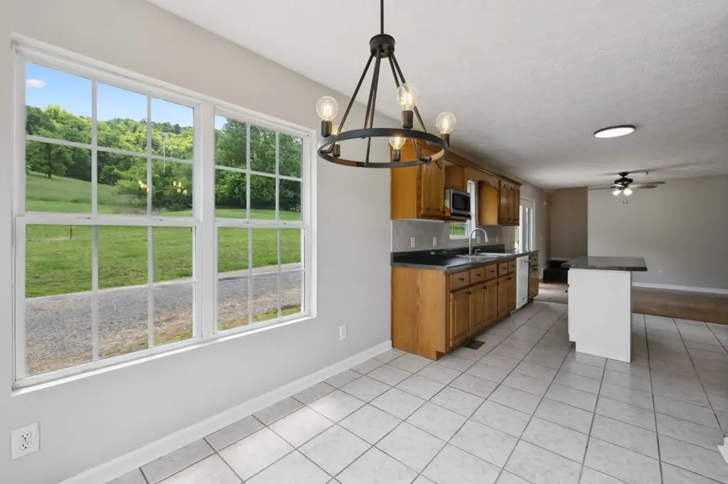 121 Lock Seven Lane Carthage TN 37030