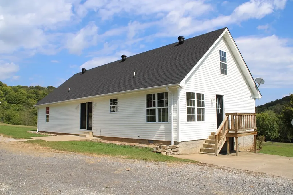 121 Lock Seven Lane Carthage TN 37030