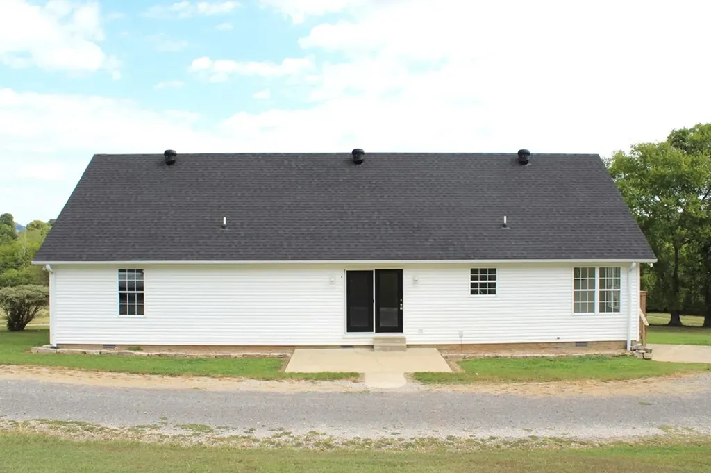 121 Lock Seven Lane Carthage TN 37030