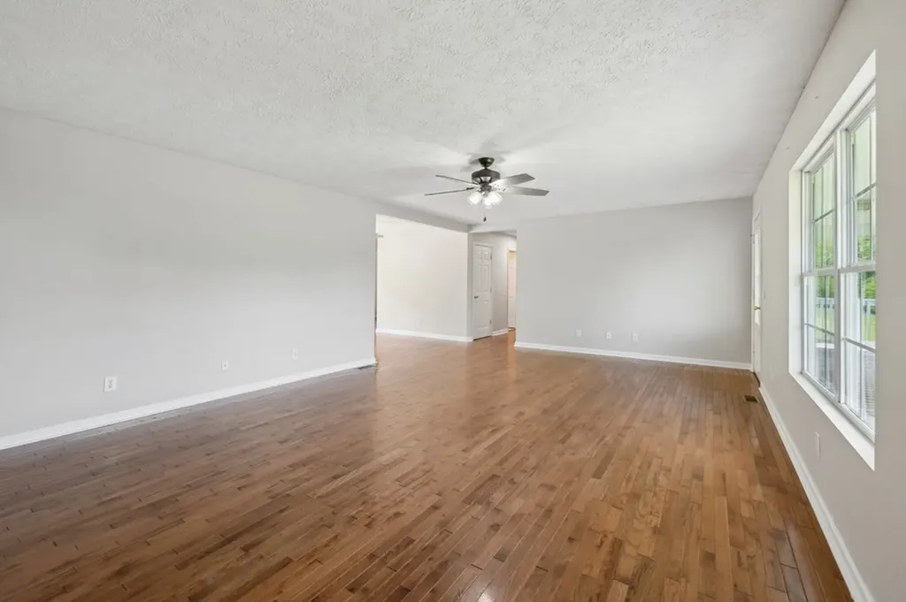 121 Lock Seven Lane Carthage TN 37030