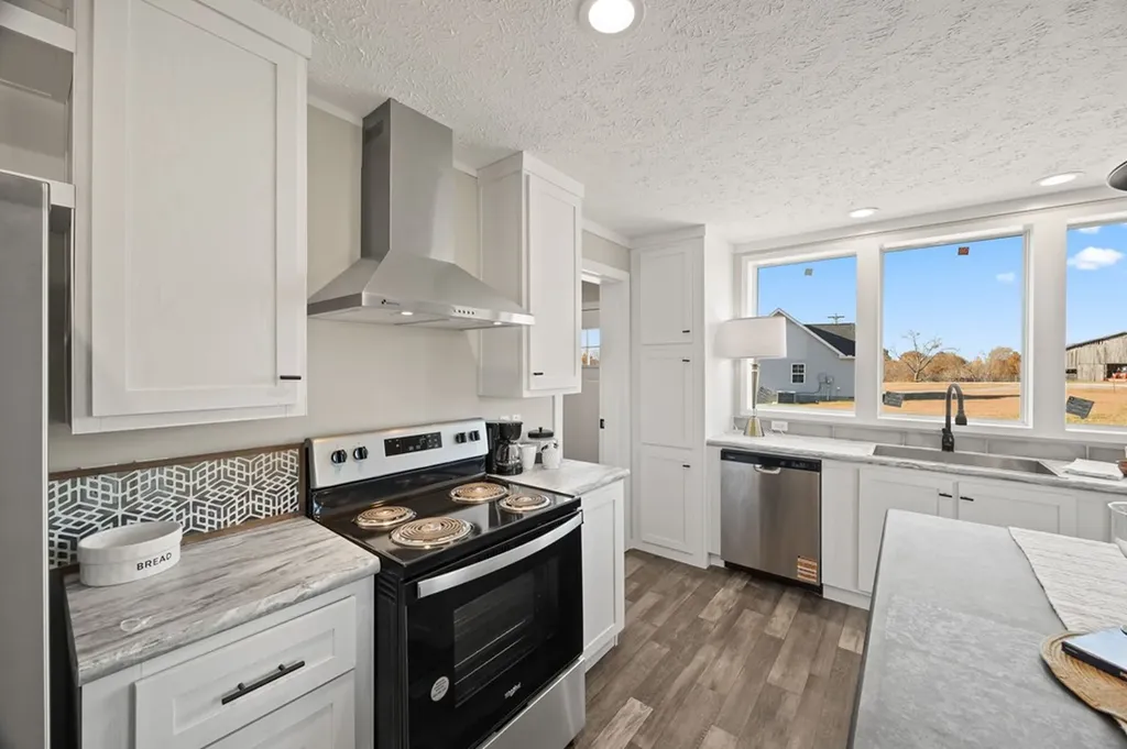 20 Pumpkintown Road Lafayette TN 37083