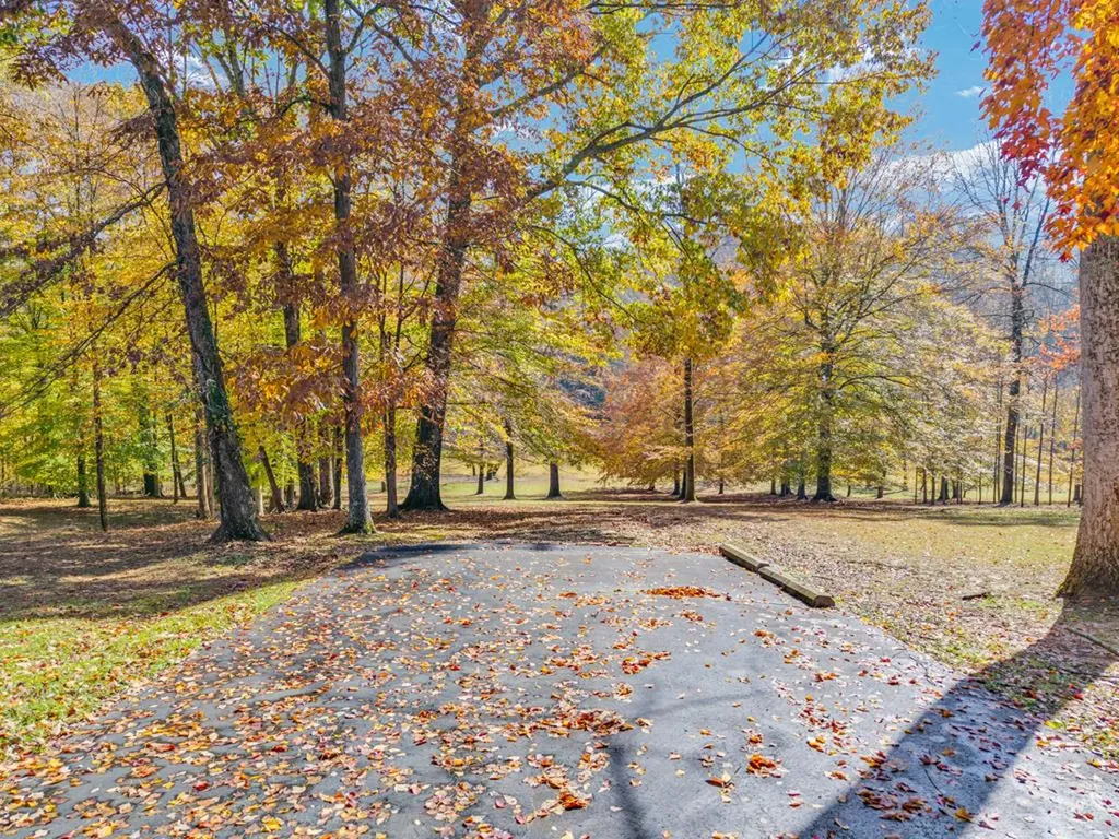 147 Sunrise Ridge Drive Sparta TN 38583