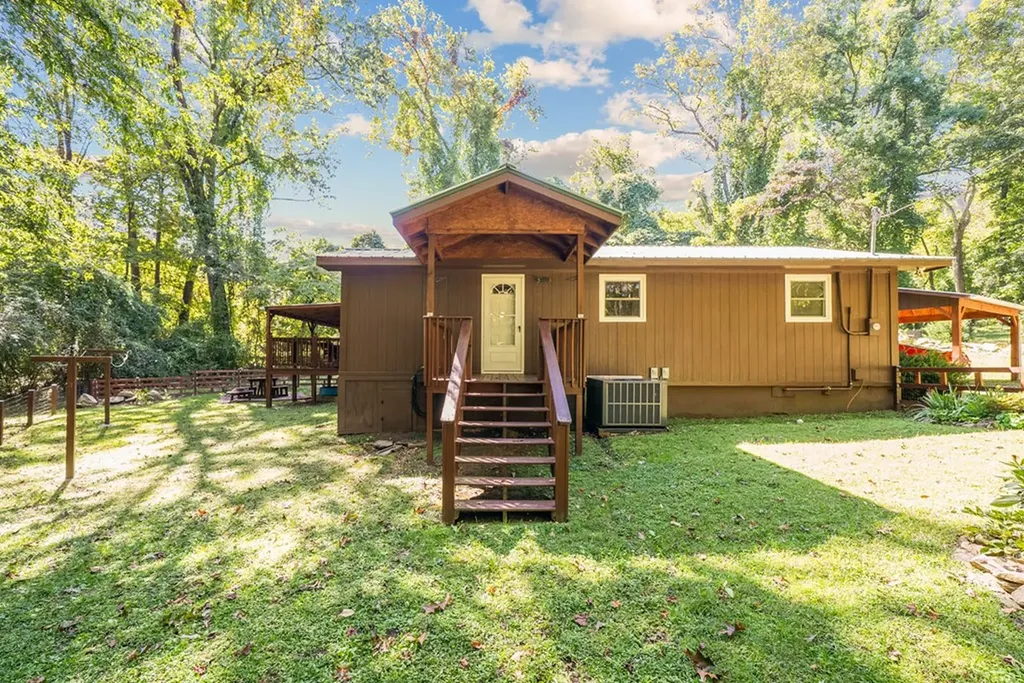 131 Longmire Road Rockwood TN 37854