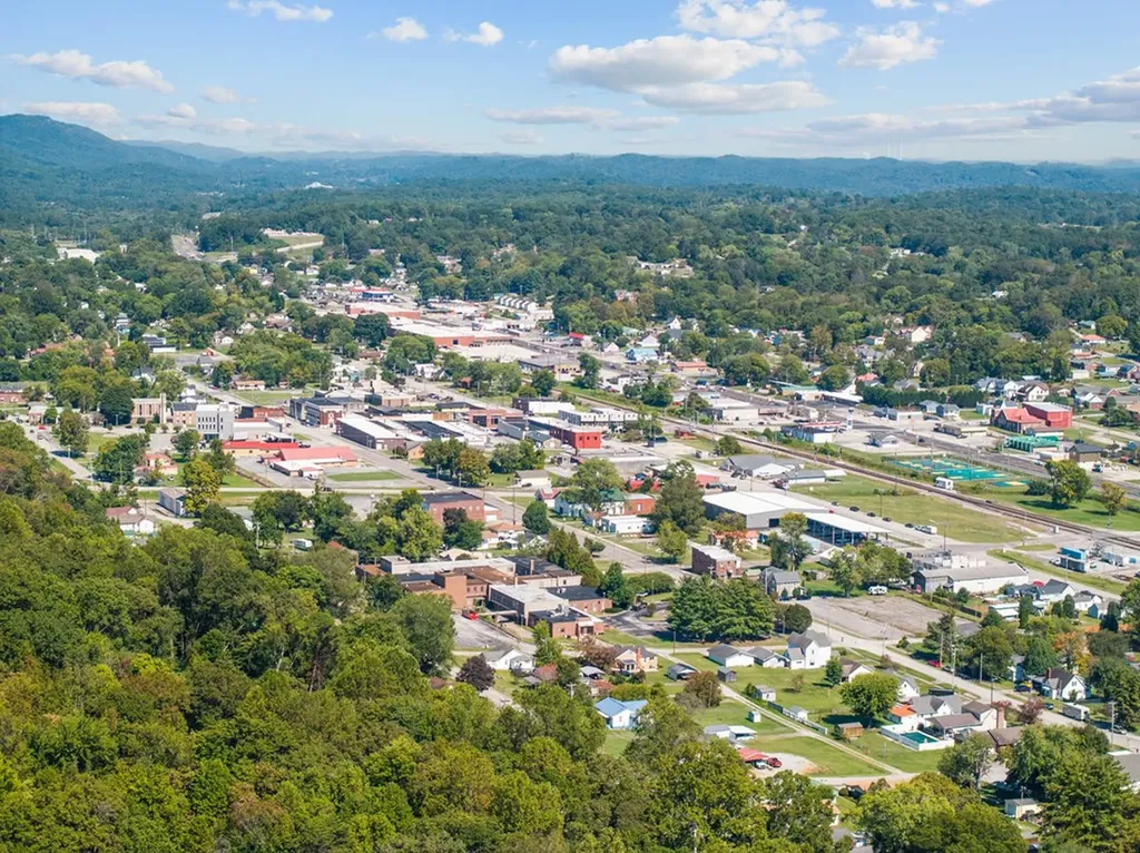 131 Longmire Road Rockwood TN 37854