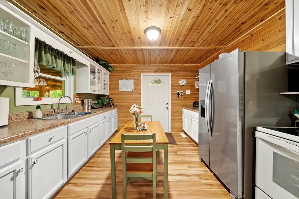 131 Longmire Road Rockwood TN 37854