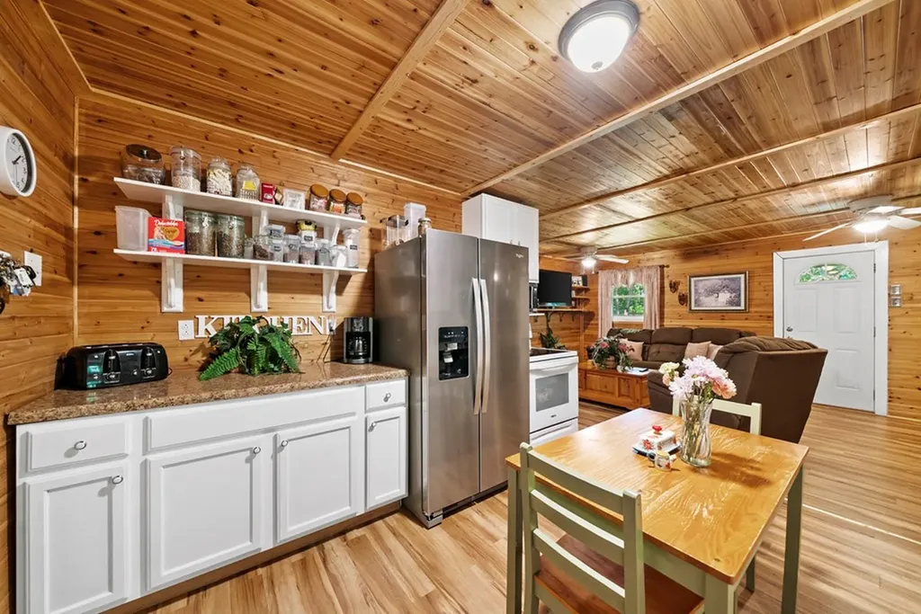 131 Longmire Road Rockwood TN 37854