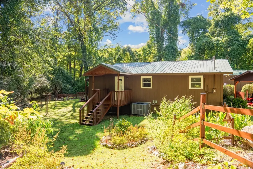 131 Longmire Road Rockwood TN 37854