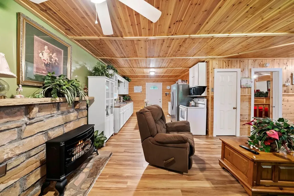 131 Longmire Road Rockwood TN 37854