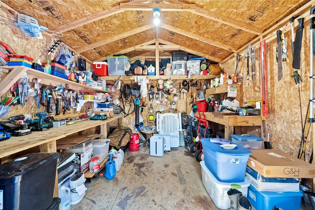 131 Longmire Road Rockwood TN 37854