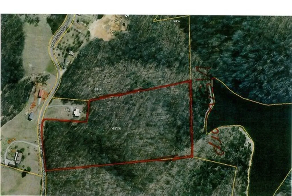 10.70AC Red Oak Ridge Road Celina TN 38551