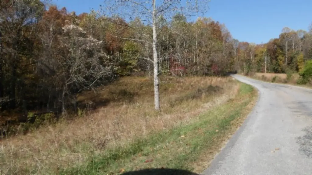 8.60AC Moss Arcot Road Celina TN 38551