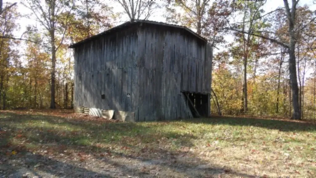 8.60AC Moss Arcot Road Celina TN 38551