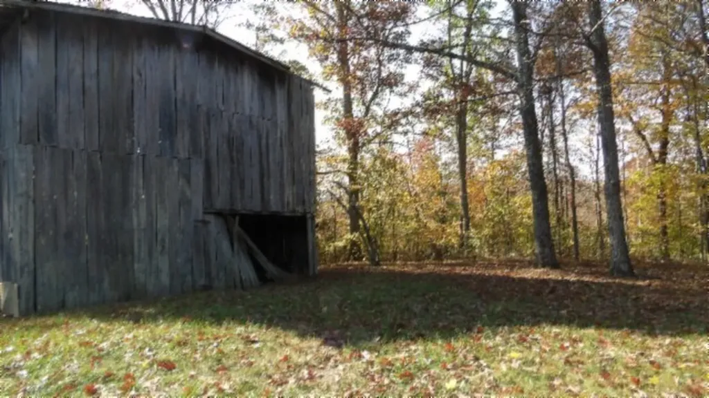 8.60AC Moss Arcot Road Celina TN 38551