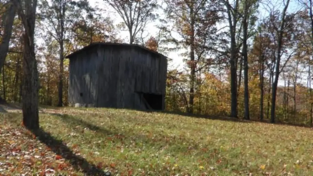 8.60AC Moss Arcot Road Celina TN 38551