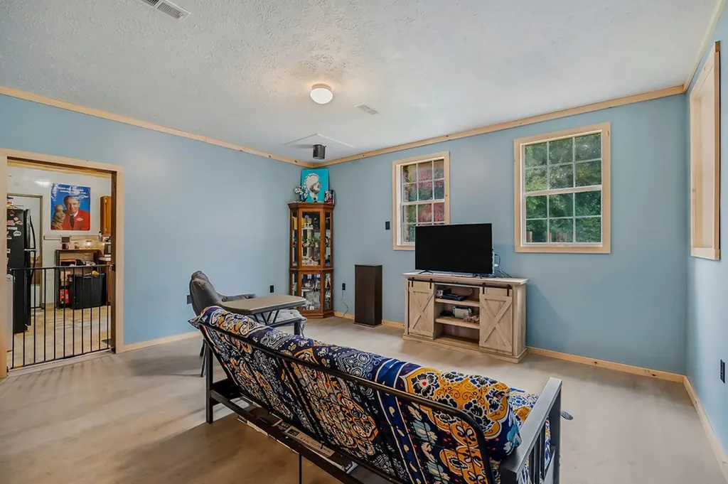 345 Jw Farris Drive Sparta TN 38583