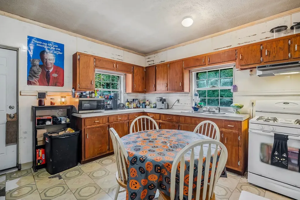 345 Jw Farris Drive Sparta TN 38583