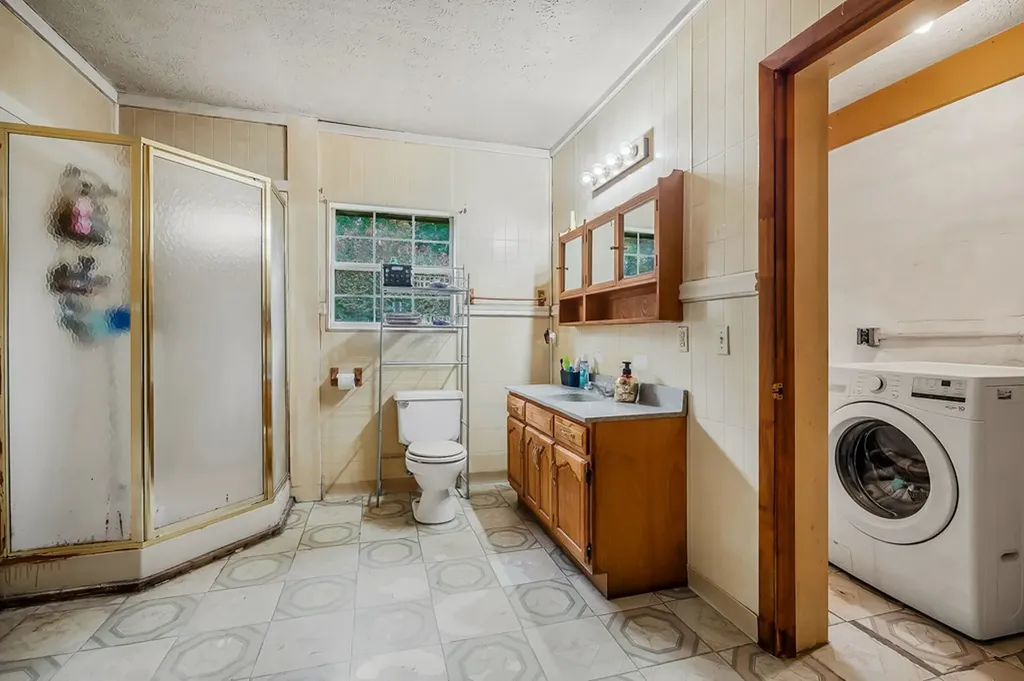 345 Jw Farris Drive Sparta TN 38583