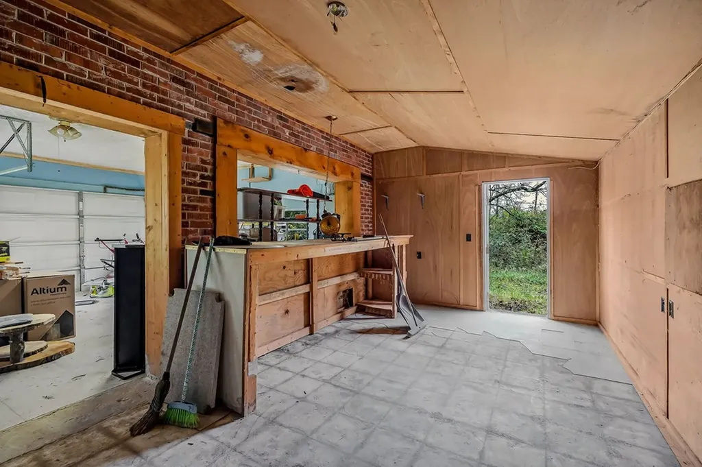 345 Jw Farris Drive Sparta TN 38583