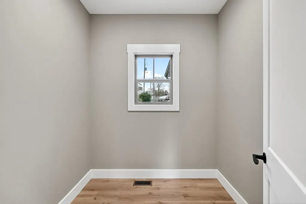 136 E Mccormick Road Livingston TN 38570