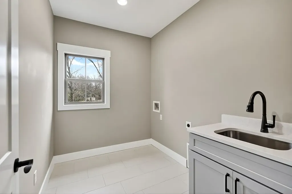 136 E Mccormick Road Livingston TN 38570