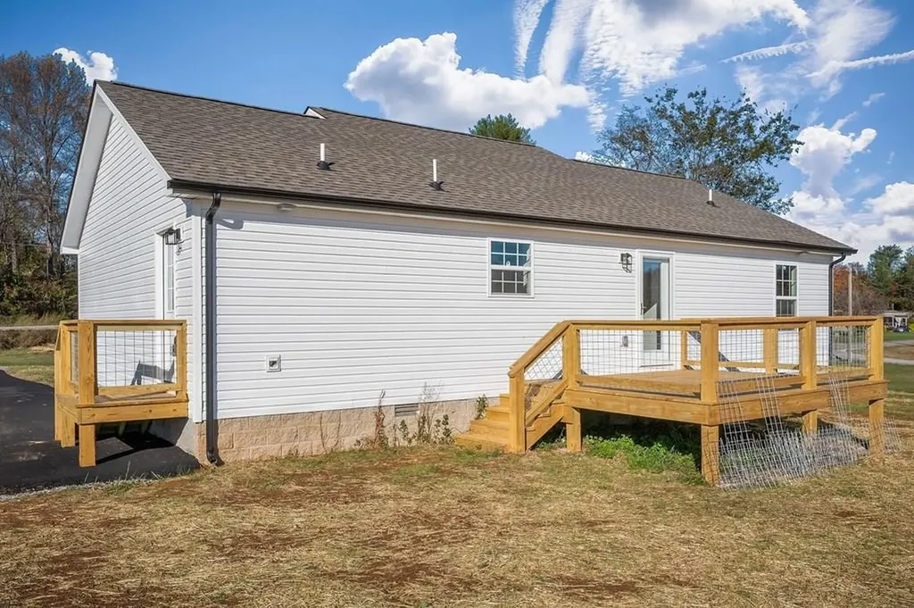 110 Armstrong Road Doyle TN 38559