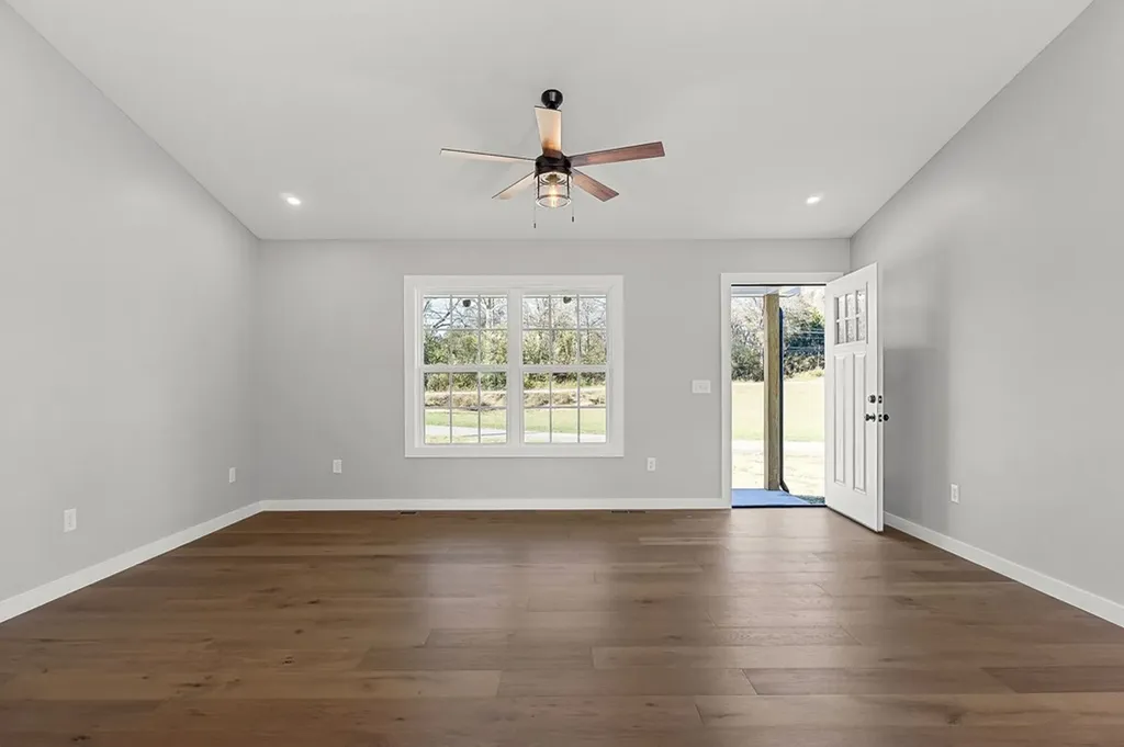 110 Armstrong Road Doyle TN 38559