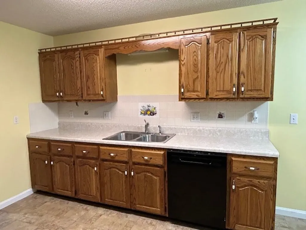 1063 Scarlett Drive Crossville TN 38555