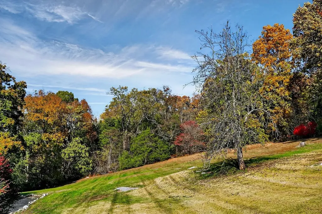 3300 Roberts Matthews Highway Sparta TN 38583