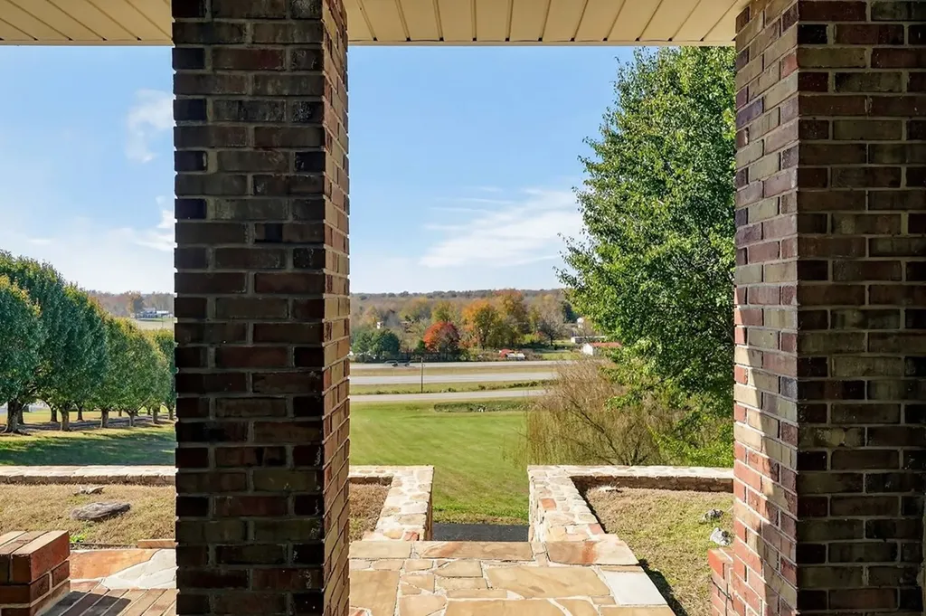 3300 Roberts Matthews Highway Sparta TN 38583