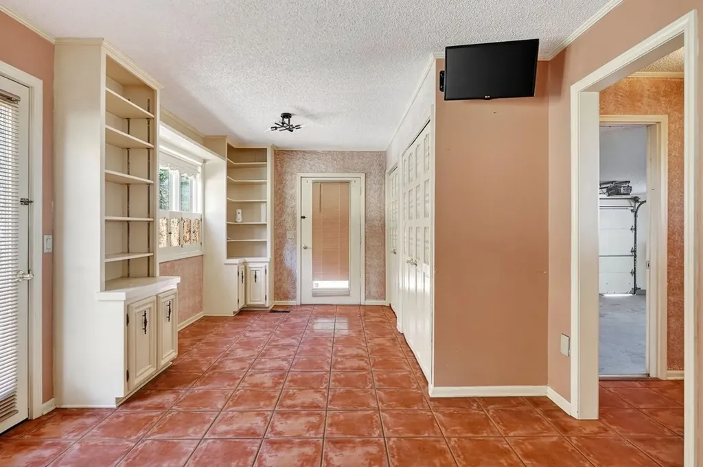 3300 Roberts Matthews Highway Sparta TN 38583