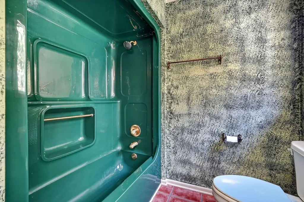 3300 Roberts Matthews Highway Sparta TN 38583